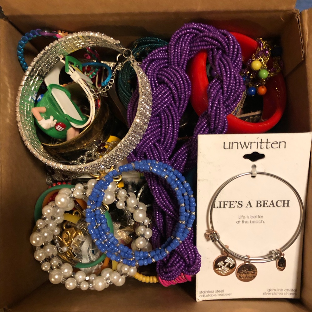 Fashion Costume Jewelry - Wearable, Crafting, Repair, or Re-purpose, 4.5 Lbs